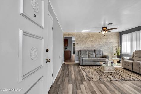 31 Boca Raton Street Toms River NJ 08757