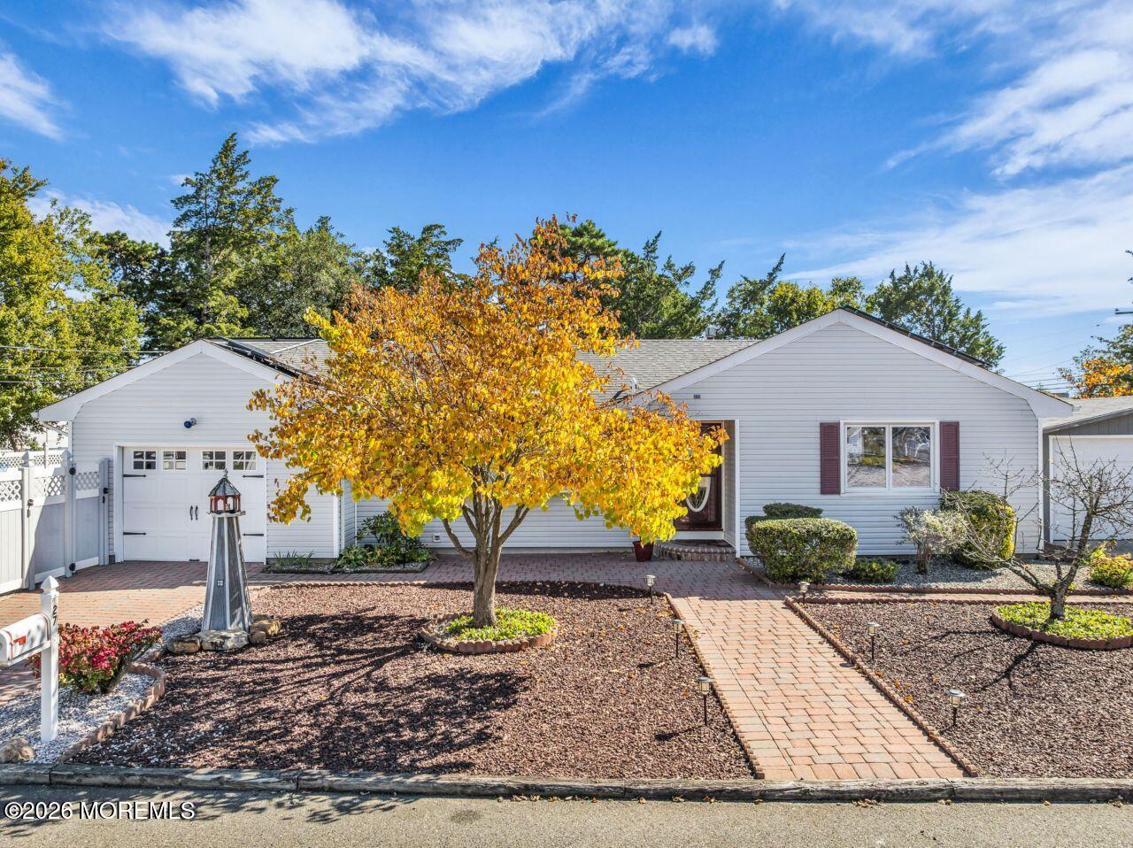 27 Pine Brook Drive Toms River NJ 08753