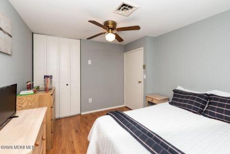 946 Aberdeen Drive Lakewood NJ 08701