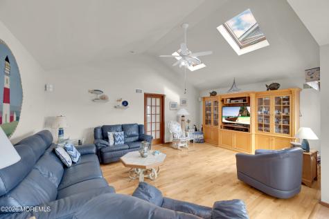 299 Monterey Circle Lavallette NJ 08735