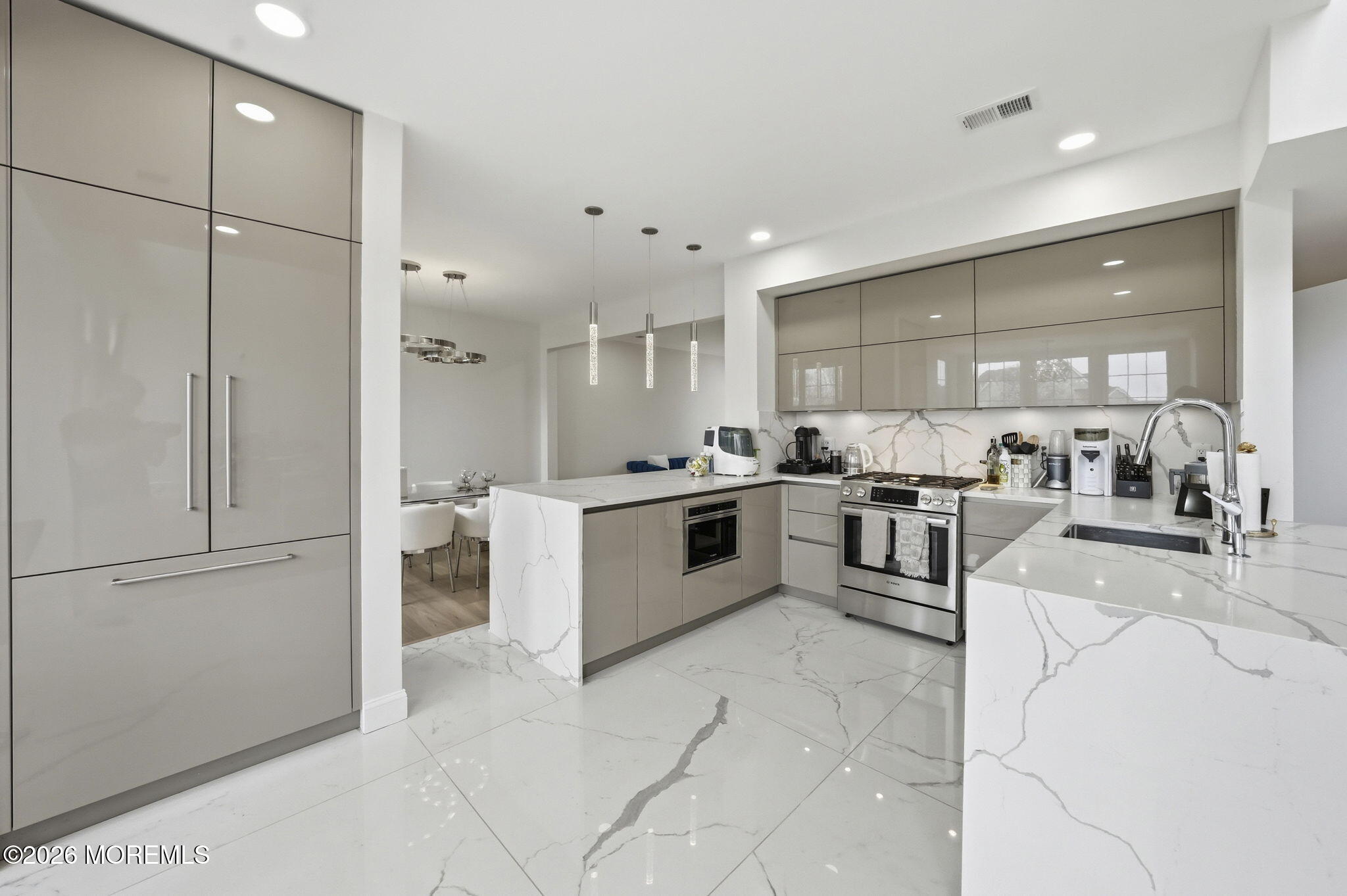 16 Pinehurst Drive Manalapan NJ 07726