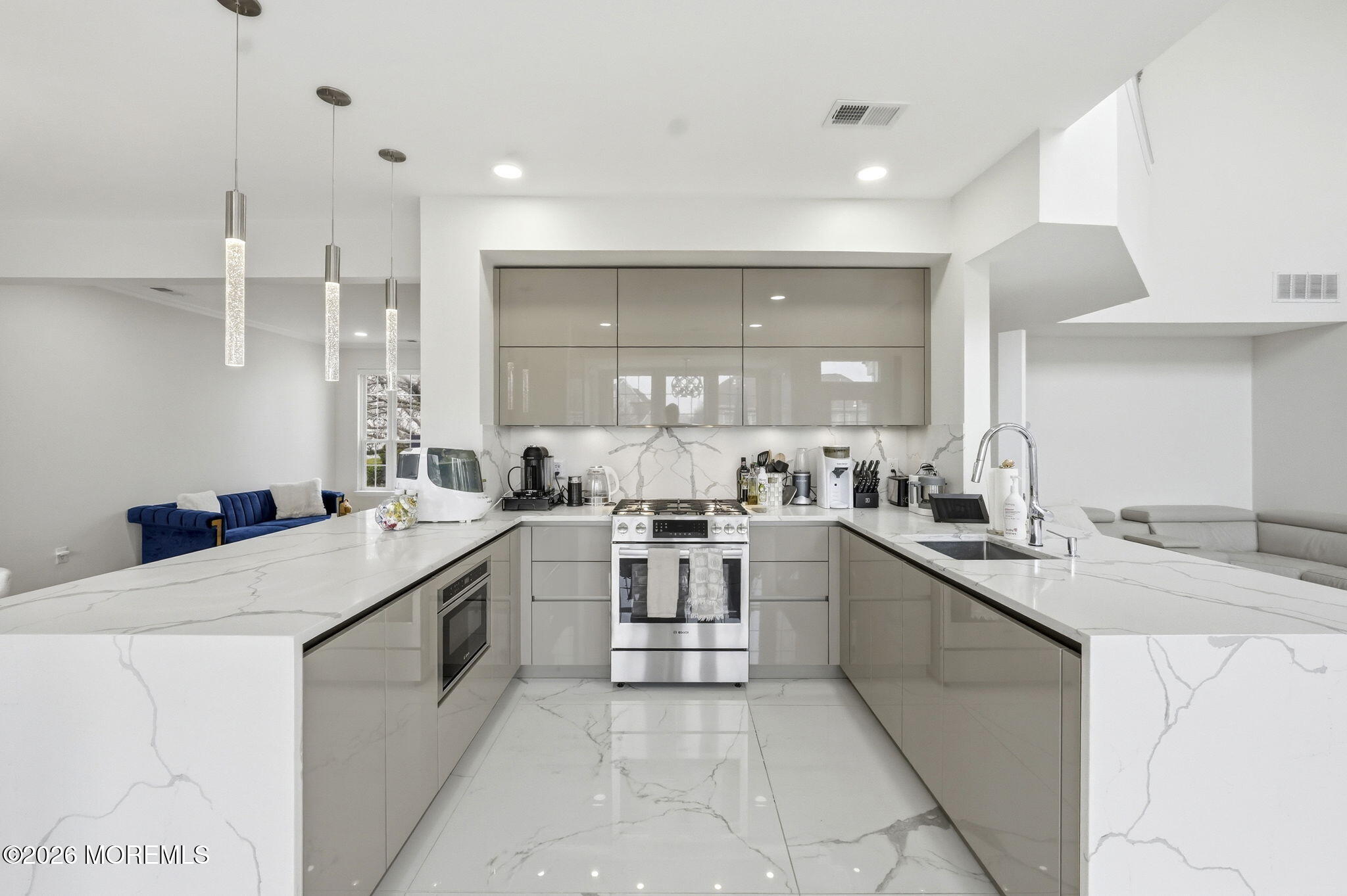 16 Pinehurst Drive Manalapan NJ 07726