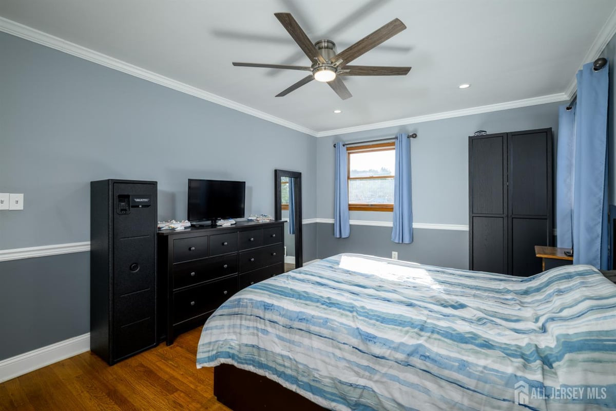 41 Wilson Drive Fords NJ 08863