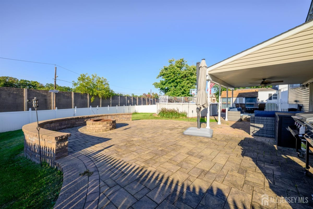 41 Wilson Drive Fords NJ 08863