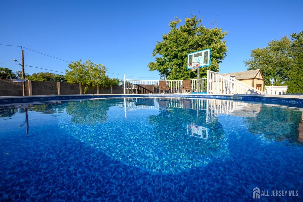 41 Wilson Drive Fords NJ 08863
