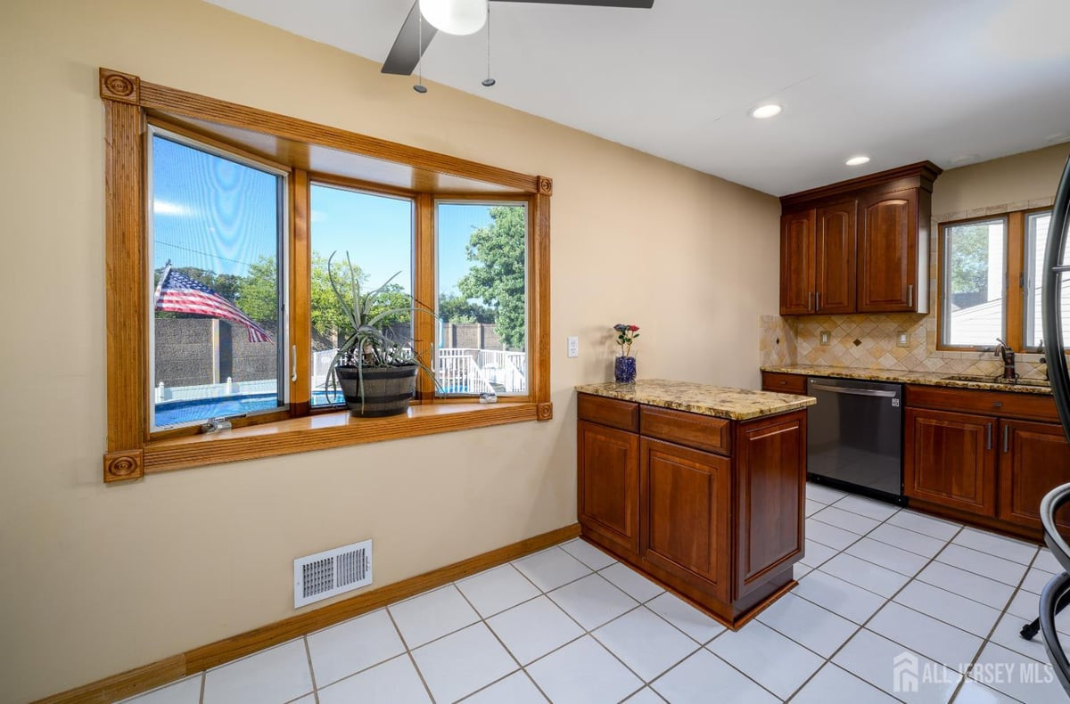 41 Wilson Drive Fords NJ 08863