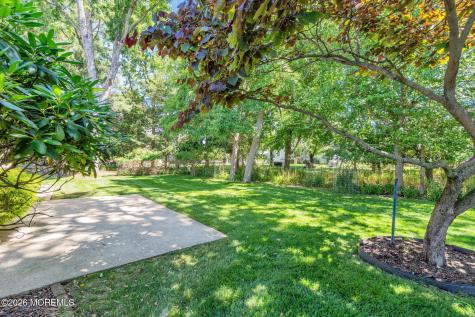 6 Woodbury Court Toms River NJ 08757