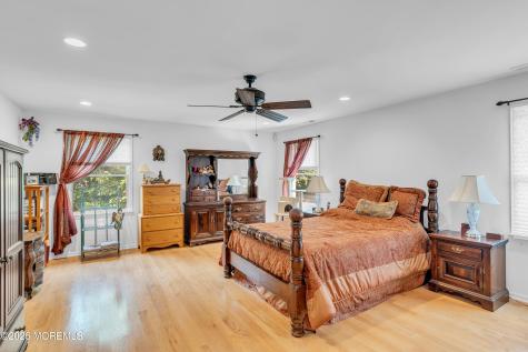 1607 Twin Lakes Drive Manasquan NJ 08736