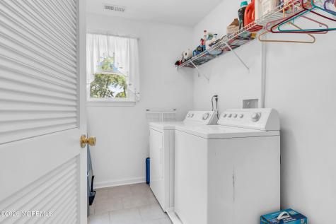 1607 Twin Lakes Drive Manasquan NJ 08736