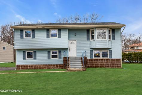 2 Youmans Avenue Eatontown NJ 07724