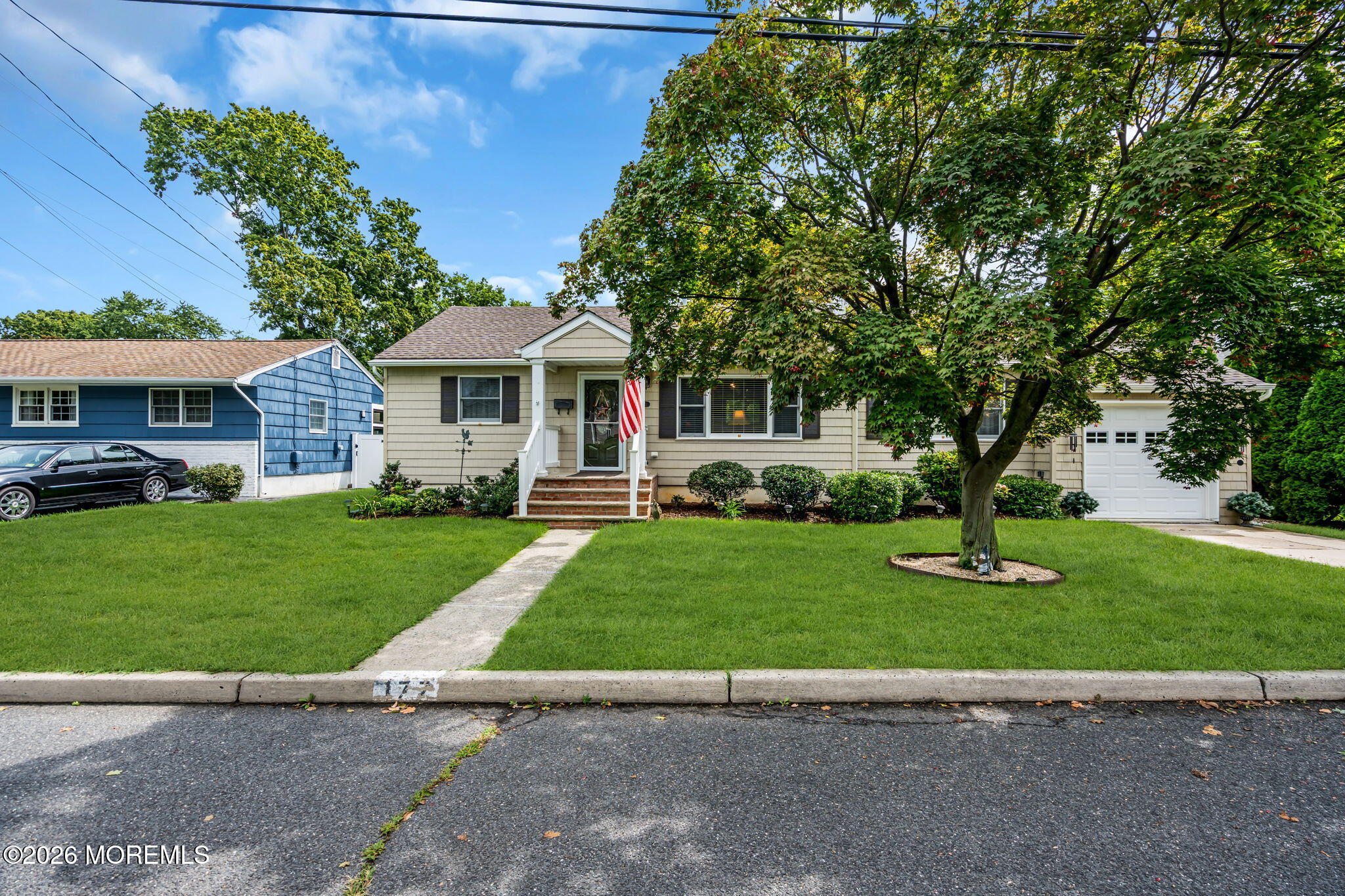 177 10th Street Belford NJ 07718