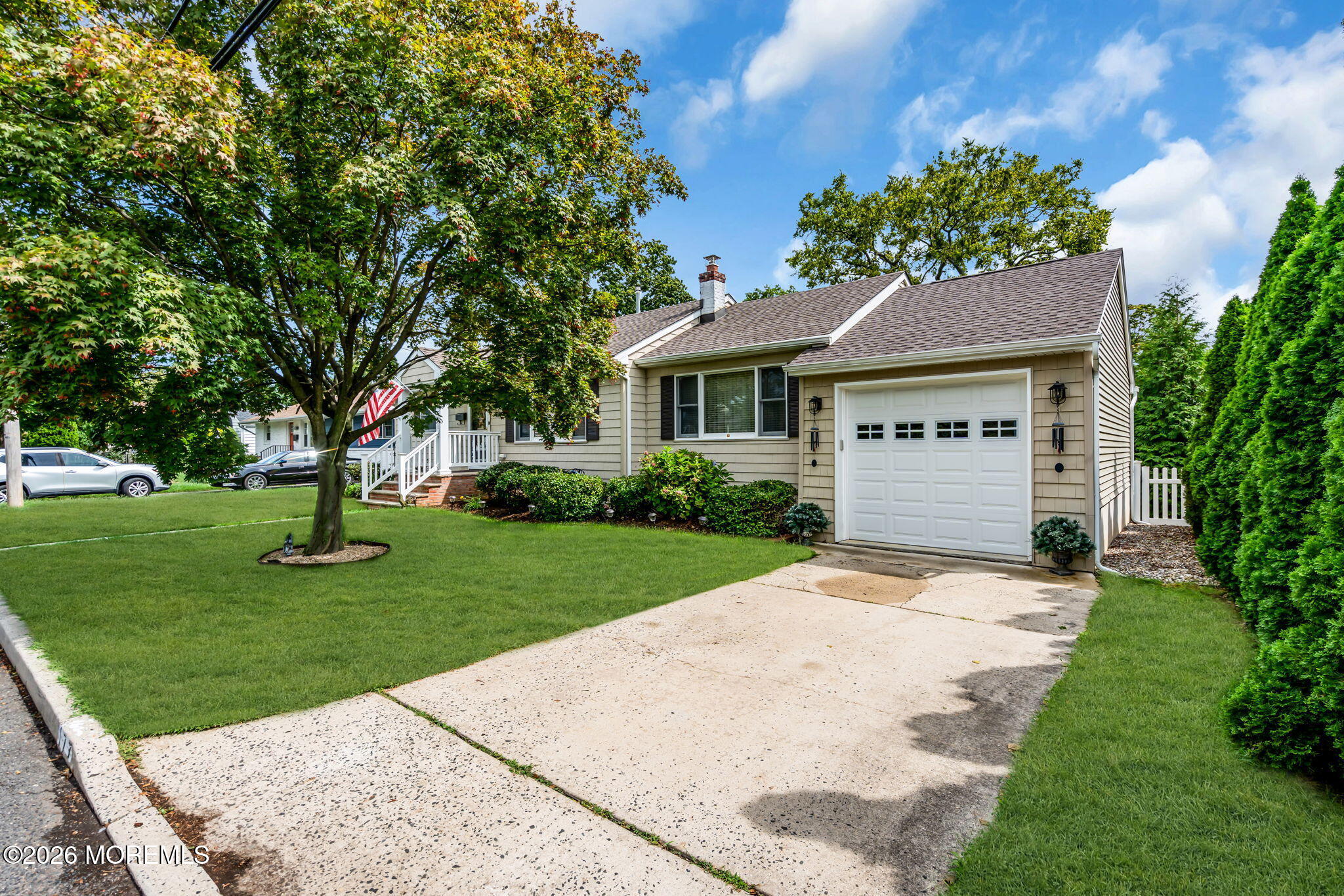 177 10th Street Belford NJ 07718