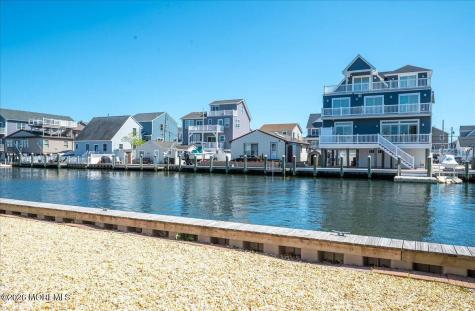 425 8th Avenue Ortley Beach NJ 08751
