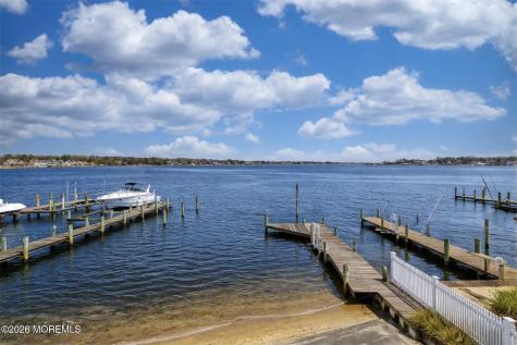 592 Kingfisher Circle Brick NJ 08723