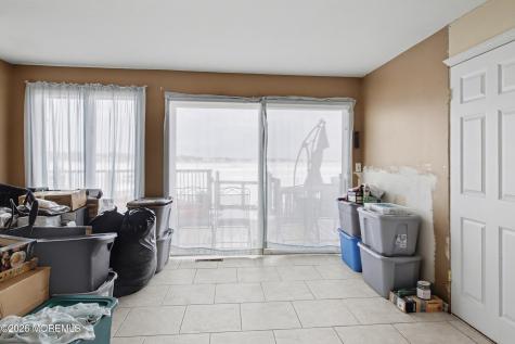 592 Kingfisher Circle Brick NJ 08723