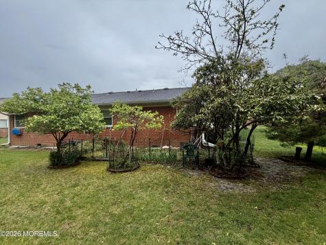 6 Mason Lane Whiting NJ 08759