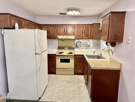6 Mason Lane Whiting NJ 08759