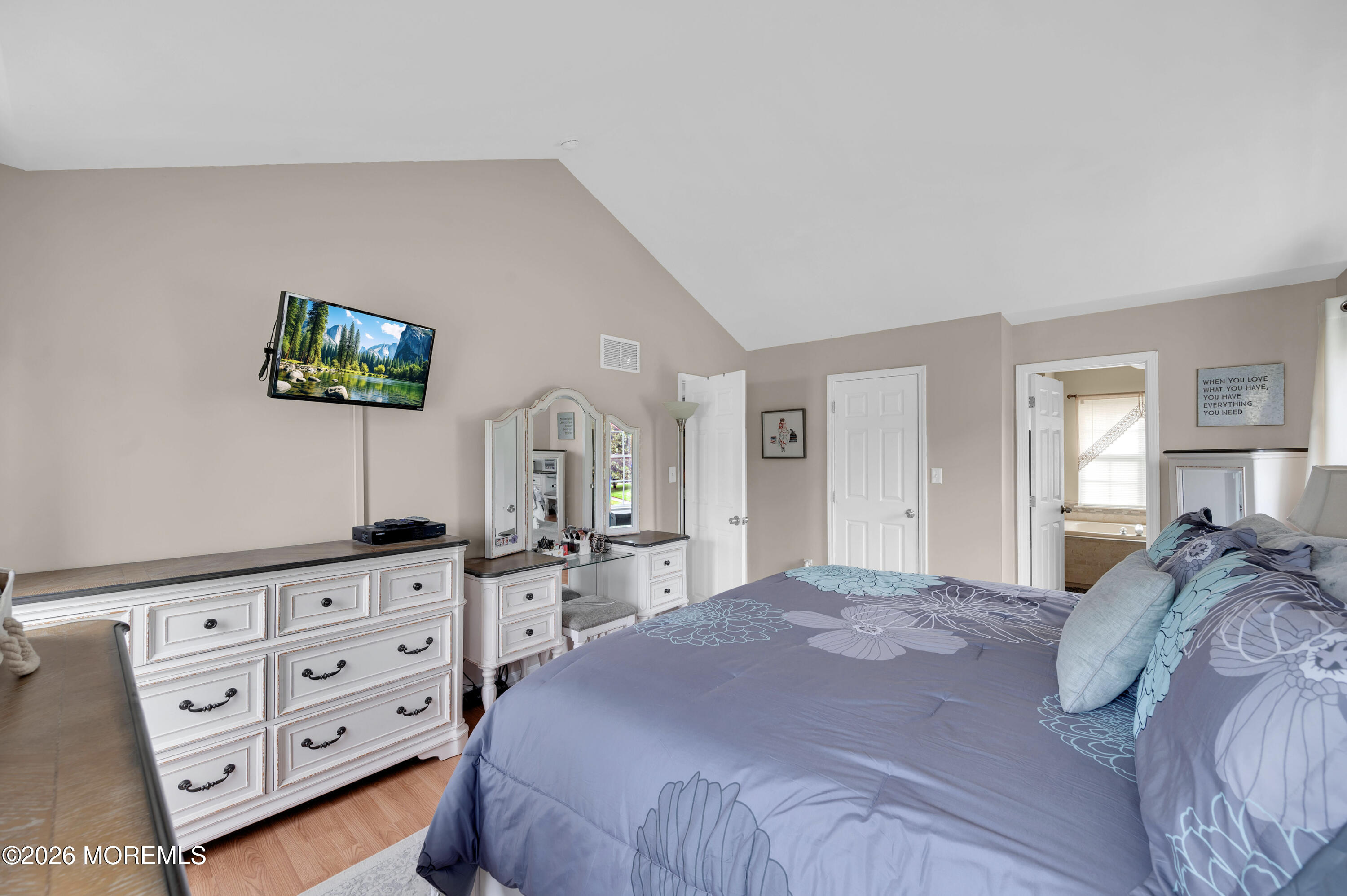 1 Blue Jay Court Jackson NJ 08527