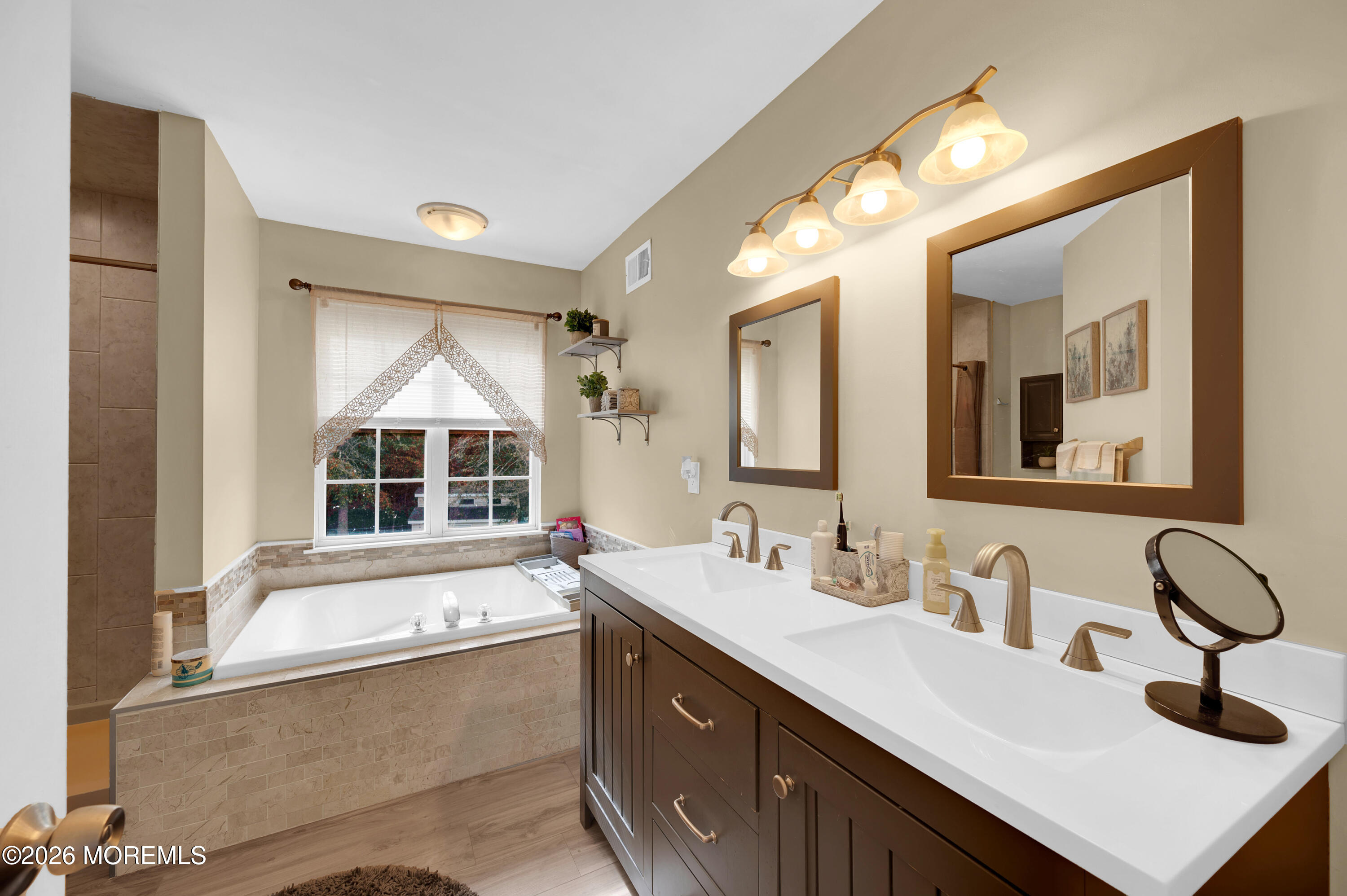 1 Blue Jay Court Jackson NJ 08527