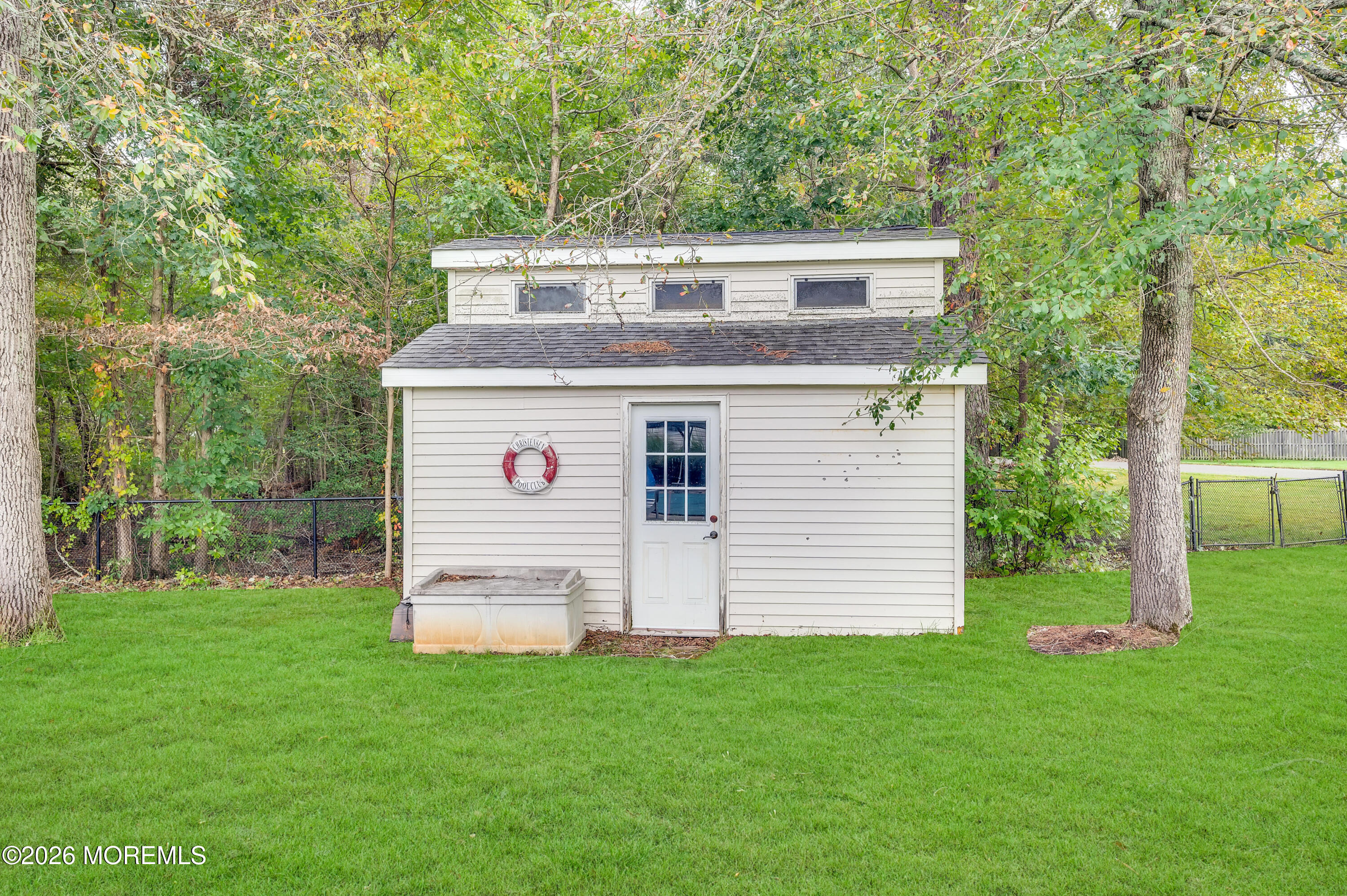 1 Blue Jay Court Jackson NJ 08527