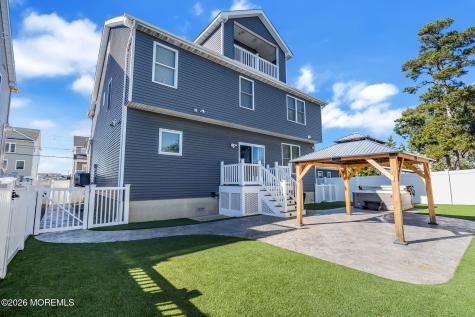 24 Woodhaven Road Toms River NJ 08753