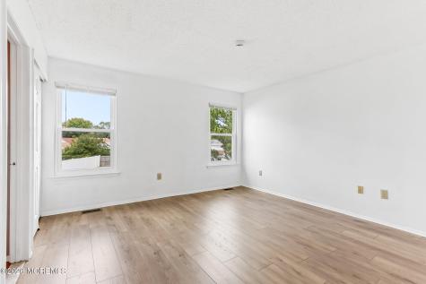 25 Longbrook Lane Freehold NJ 07728