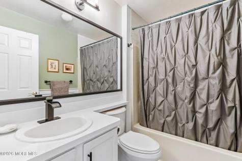 25 Longbrook Lane Freehold NJ 07728