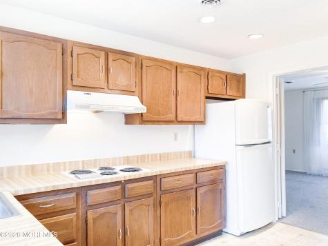 27D Cambridge Circle Manchester NJ 08759