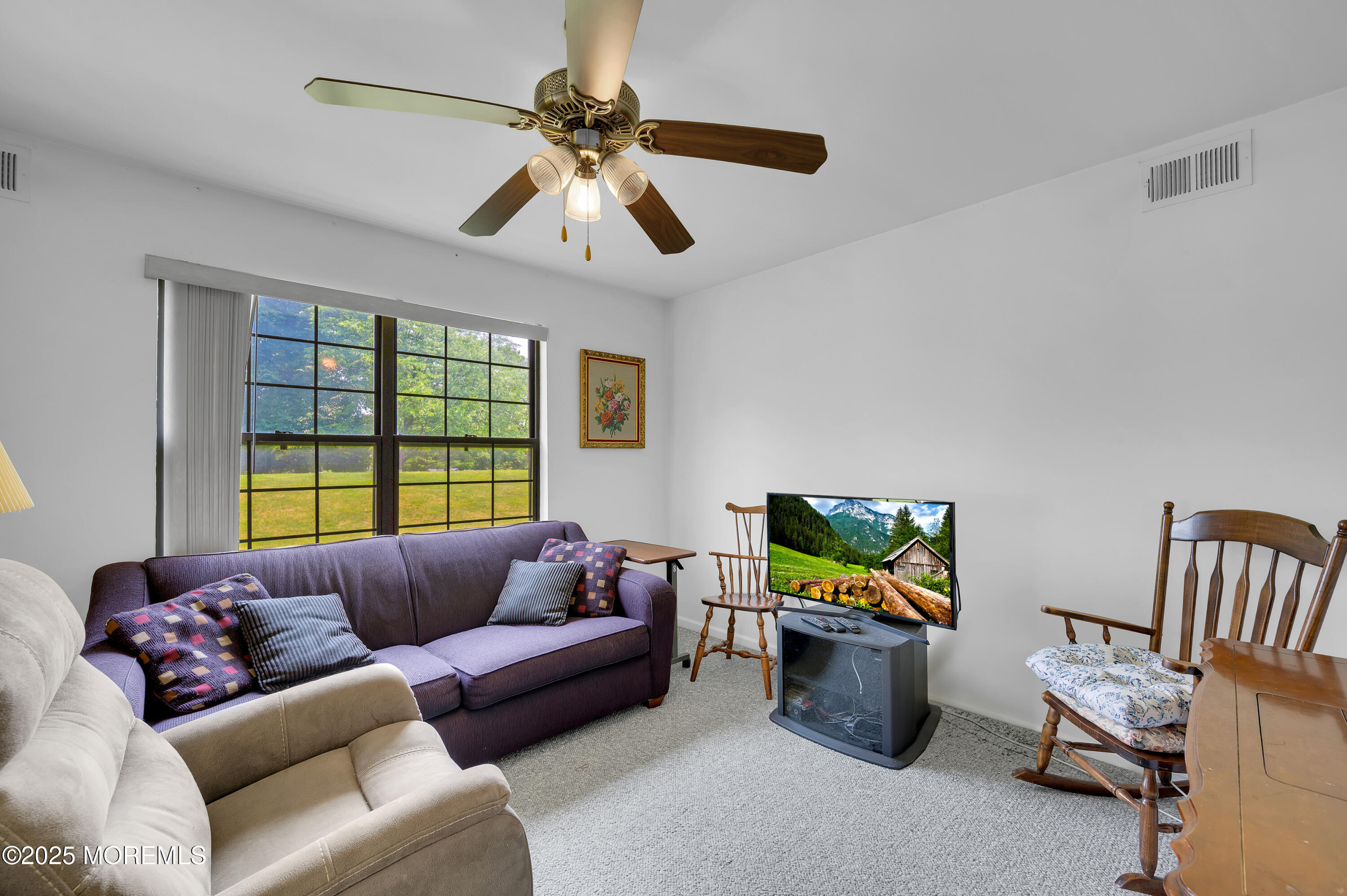 17 Suffolk Way Marlboro NJ 07746