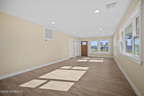114 Barbuda Street Toms River NJ 08757