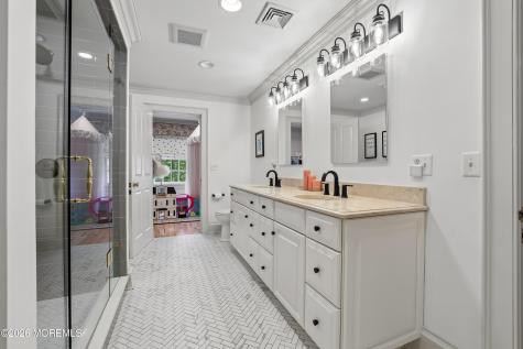 92 Tulip Lane Colts Neck NJ 07722