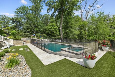 92 Tulip Lane Colts Neck NJ 07722