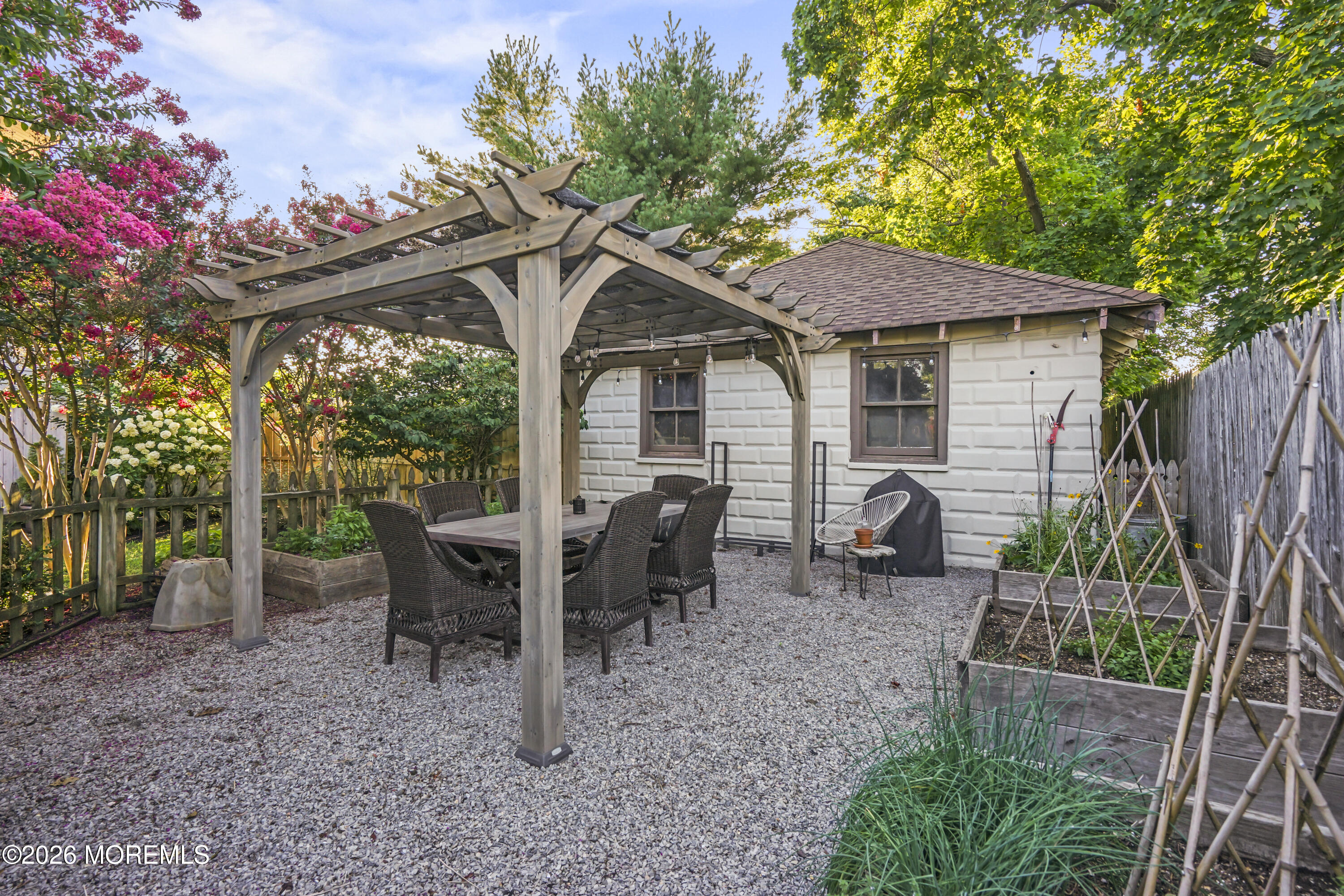 13 Spring Street Beachwood NJ 08722