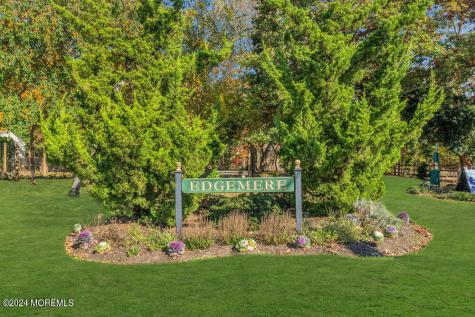 107 Philadelphia Boulevard Sea Girt NJ 08750