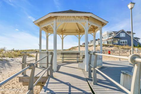107 Philadelphia Boulevard Sea Girt NJ 08750