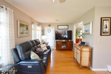 2426 Crisfield Street Toms River NJ 08755