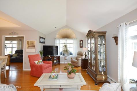 2426 Crisfield Street Toms River NJ 08755