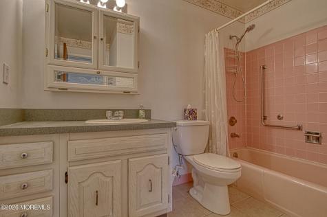 1 Wintergreen Lane Whiting NJ 08759