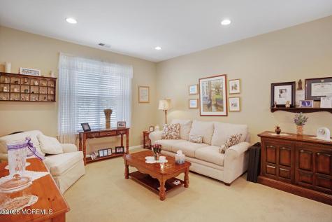 10 Harbor Place Barnegat NJ 08005