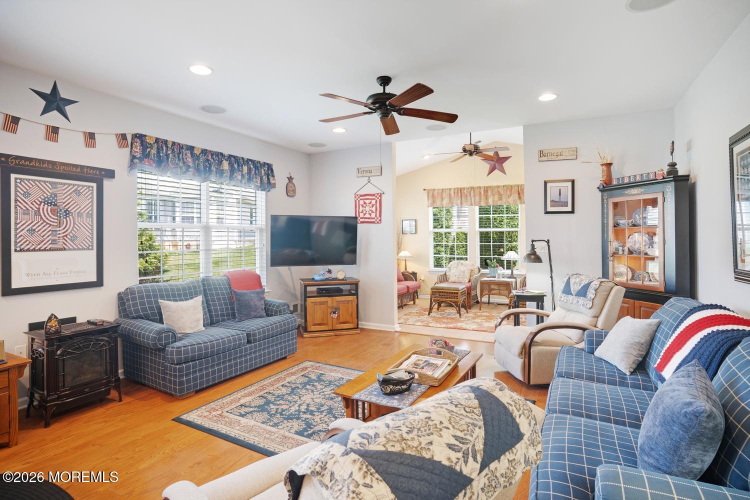 10 Harbor Place Barnegat NJ 08005
