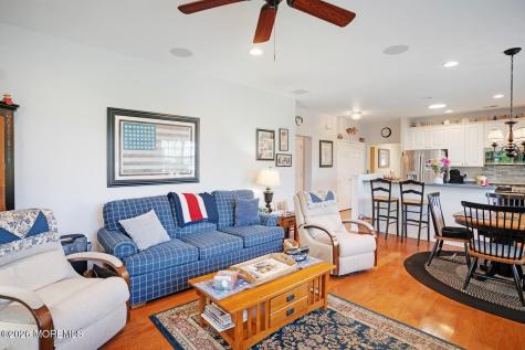 10 Harbor Place Barnegat NJ 08005