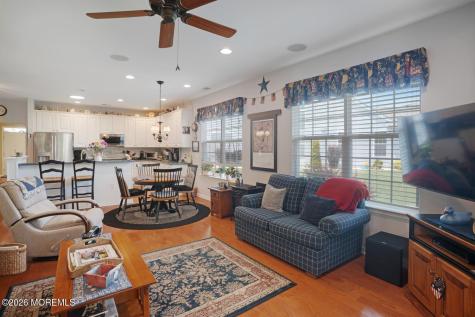 10 Harbor Place Barnegat NJ 08005