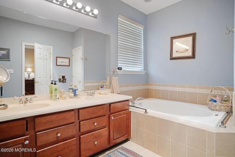 10 Harbor Place Barnegat NJ 08005