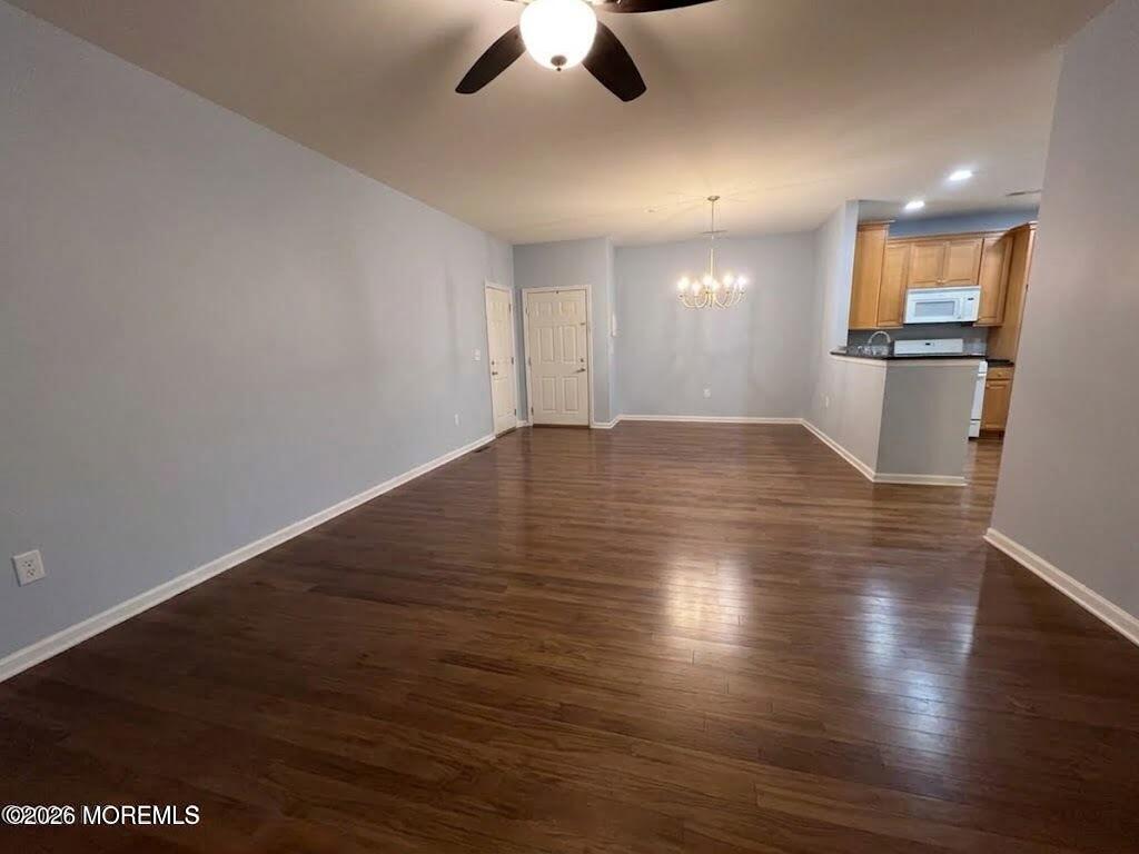 624 Sophee Lane Lakewood NJ 08701