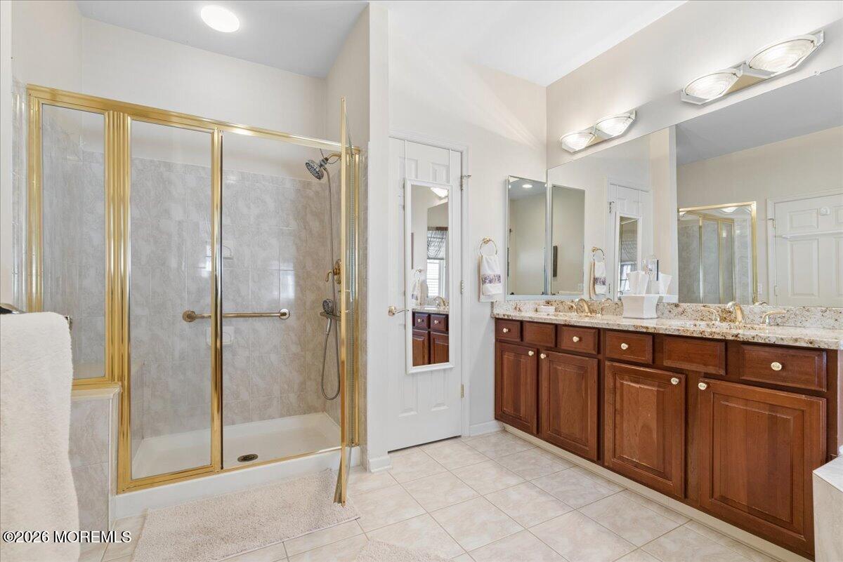 4 Gainsborough Court Manalapan NJ 07726