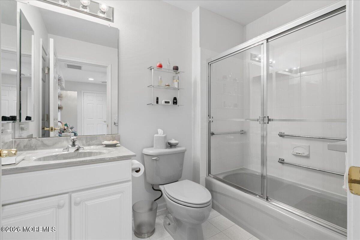 4 Gainsborough Court Manalapan NJ 07726