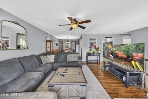 24 Eliot Road Manalapan NJ 07726
