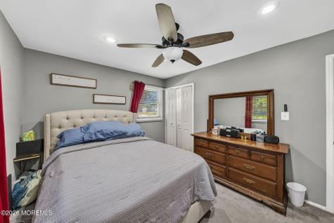 24 Eliot Road Manalapan NJ 07726