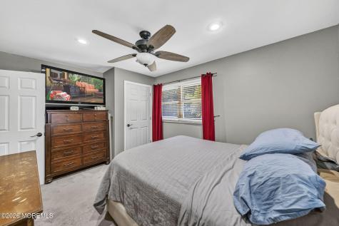 24 Eliot Road Manalapan NJ 07726