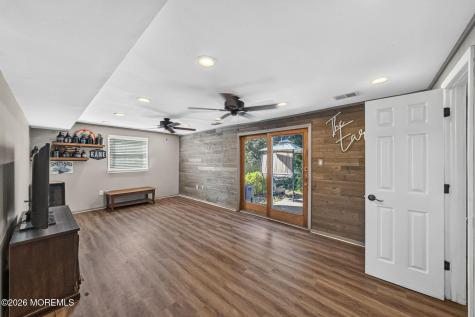 24 Eliot Road Manalapan NJ 07726